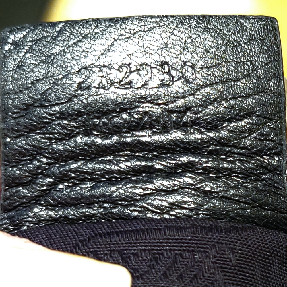 RARE Gucci Leather Bag with Bamboo and leather tassel detailing - Picture 12 of 16